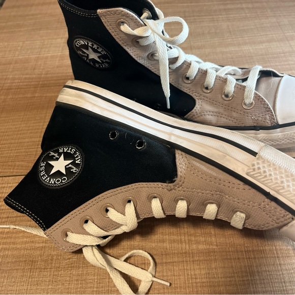Converse Other - Converse High-Tops in Black and Cream